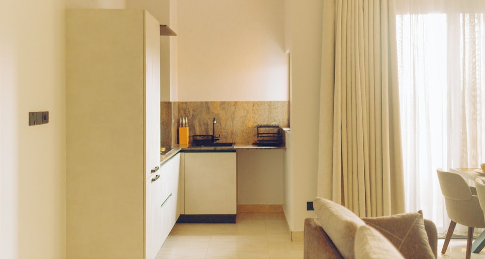 Elysium suites and apartments 5/20