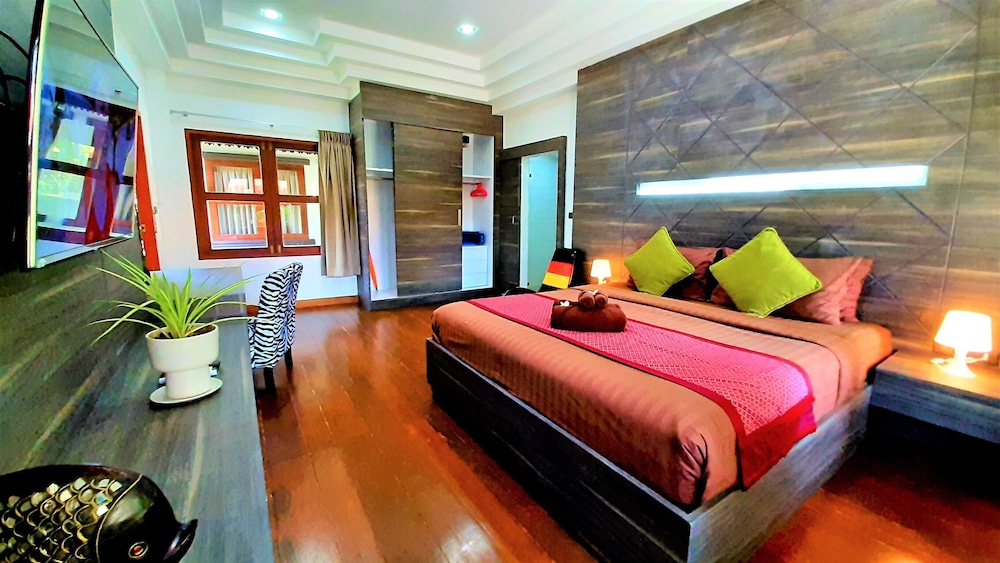 Alpha Gay Resort - Adults Only 19/70