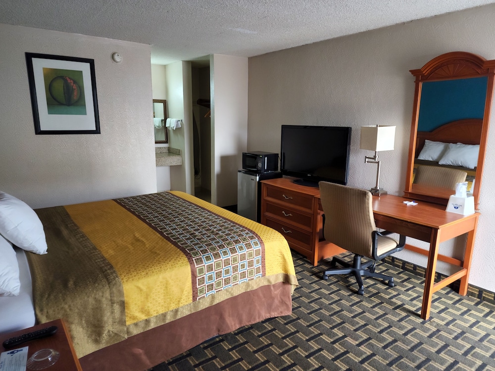 Americas Best Value Inn Elizabethtown 18/26