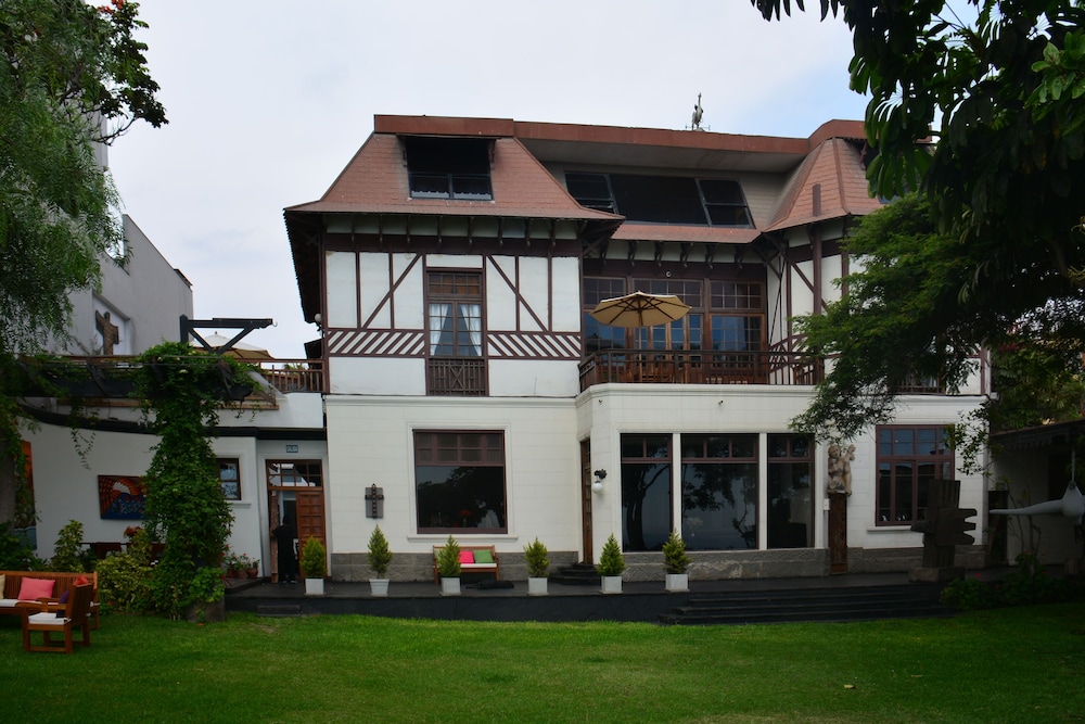 Second Home Peru 4/50