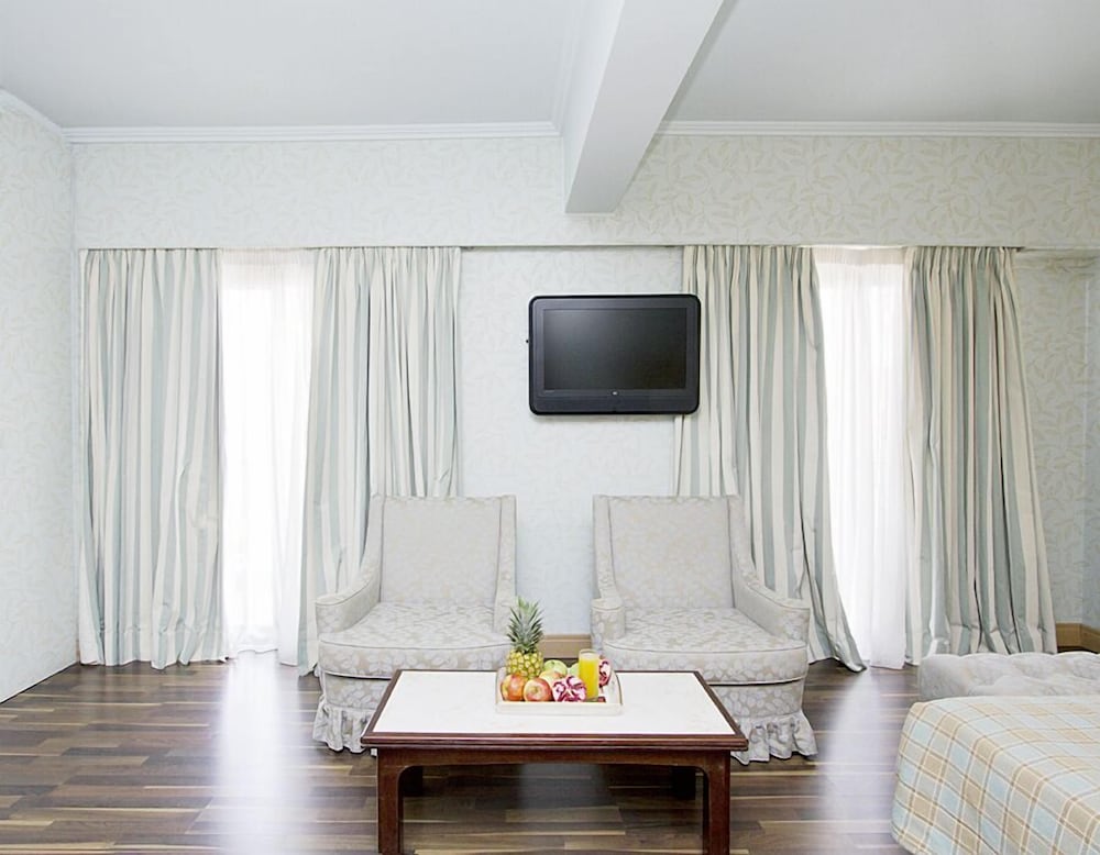 Galaxy Hotel 37/50