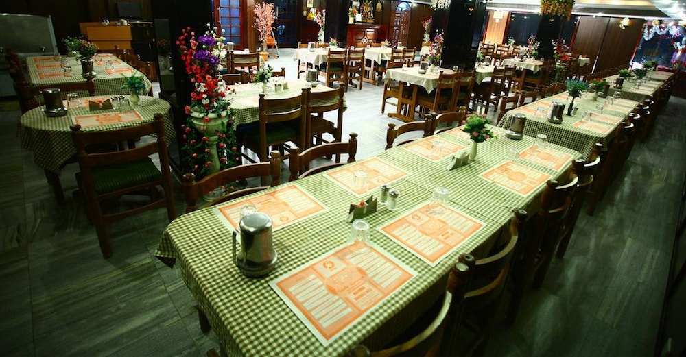 SINDHURI PARK 22/28