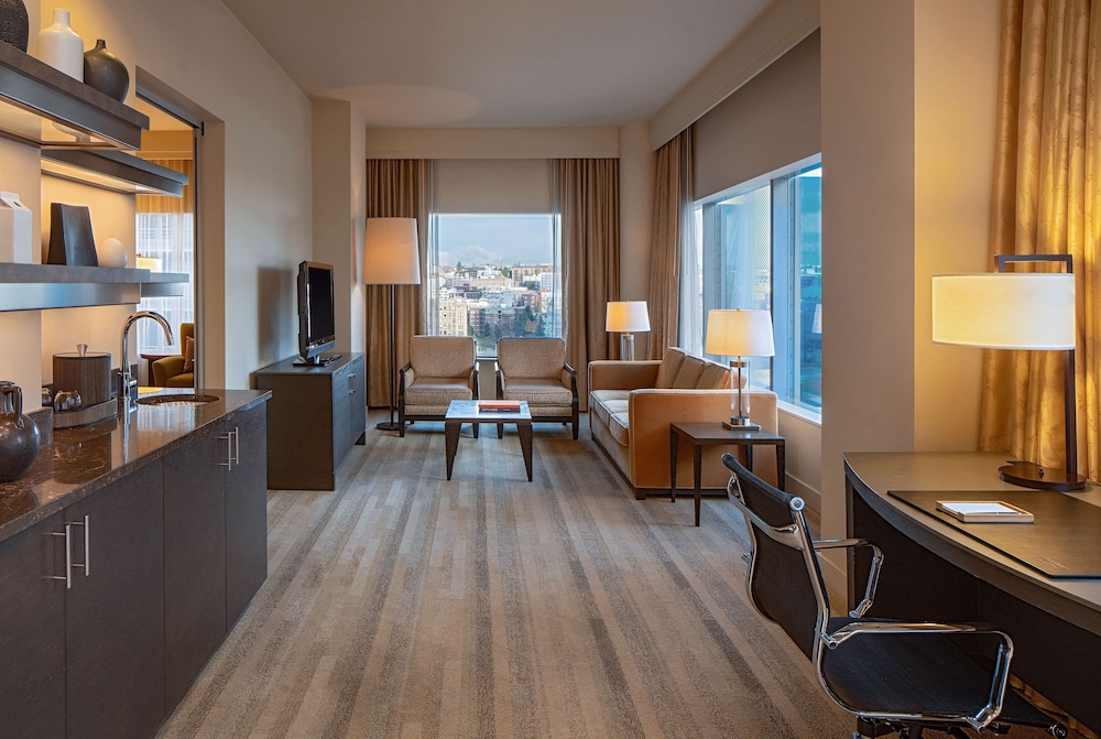 Hyatt At Olive 8 50/69