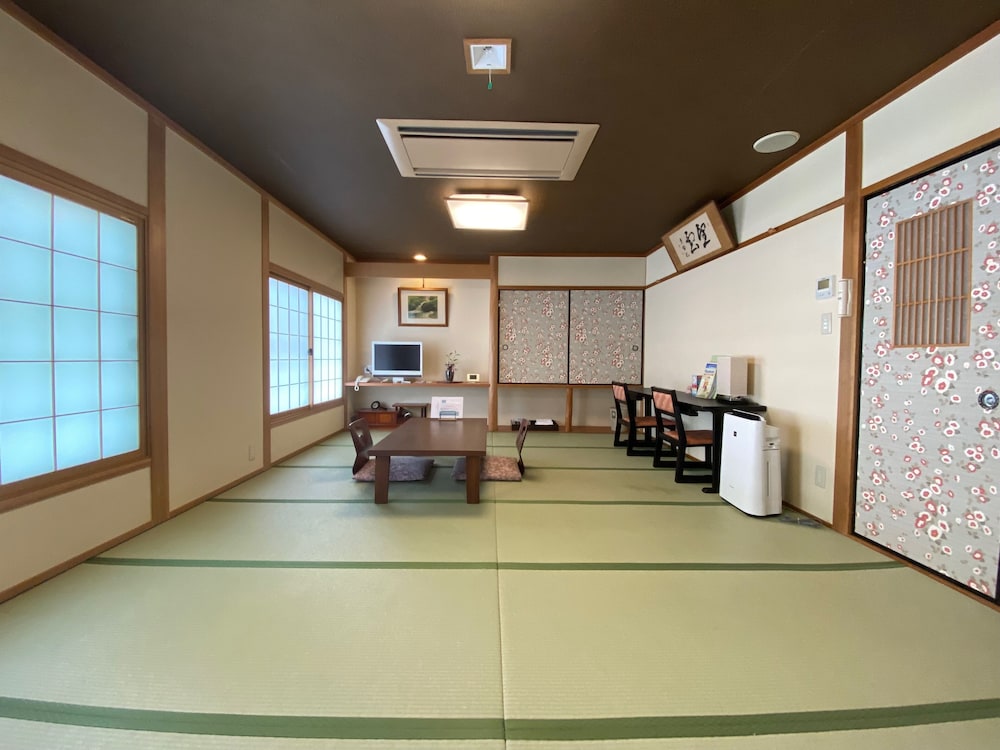 Ryokan Sawaya Honten 38/50