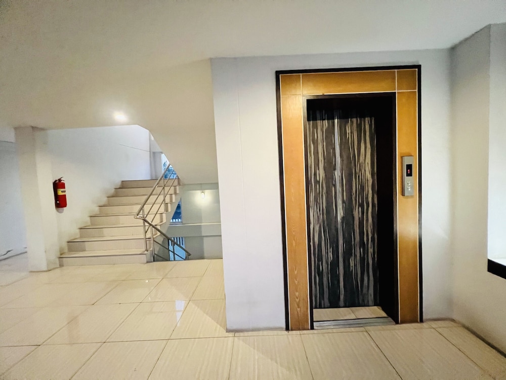 Inn Kham Apartment 21/47