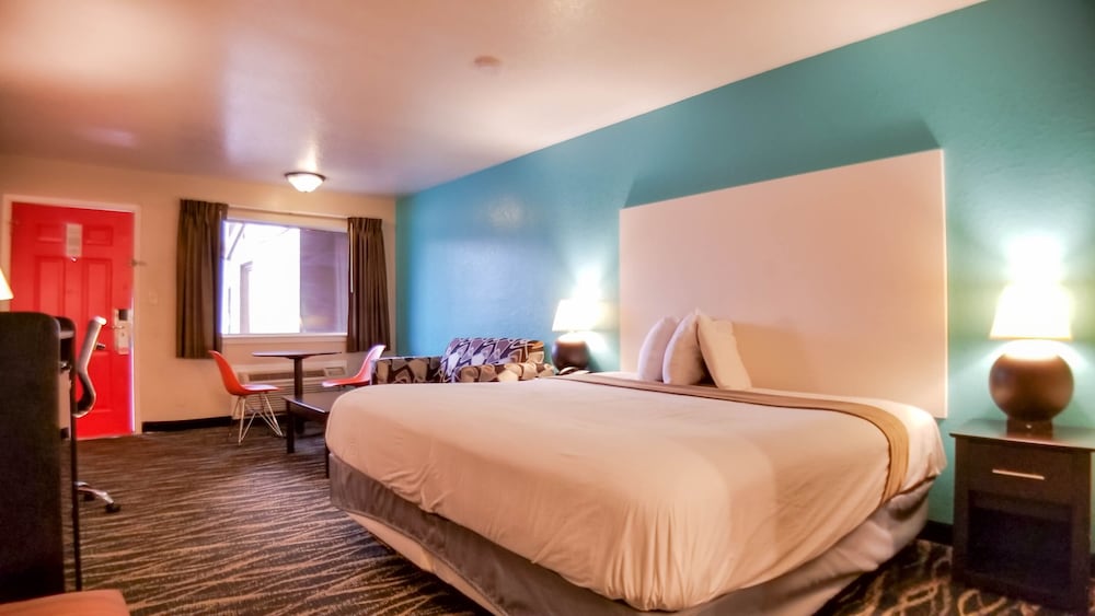 Howard Johnson by Wyndham Houston Hobby Airport 15/61