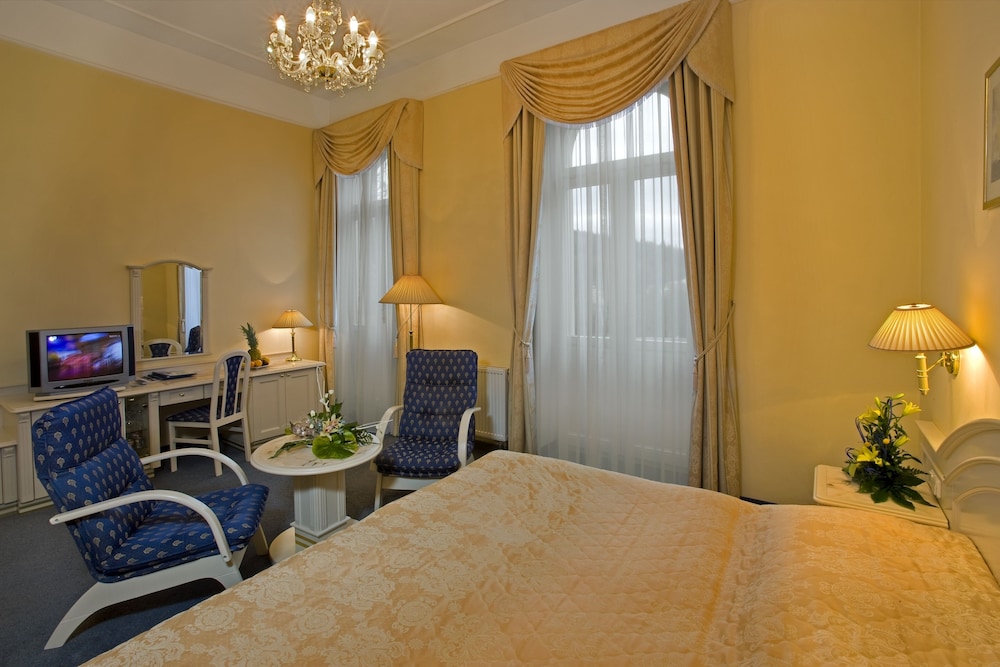 Pacific Ensana Health Spa Hotel 24/42