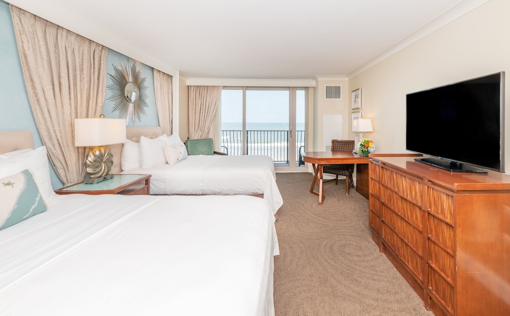 Room, 2 Double Beds, Ocean Front, Balcony
