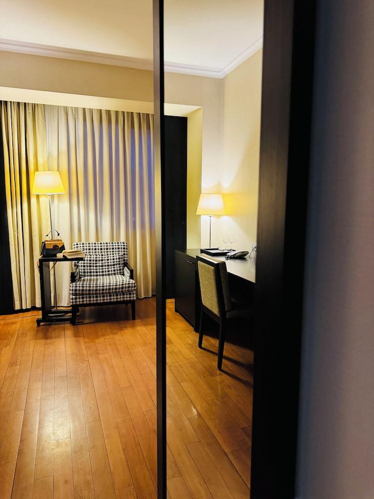 Standard, Double Bed, City View