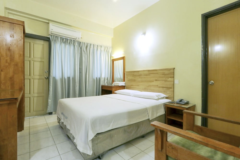 Nan Yeang Hotel 105/126