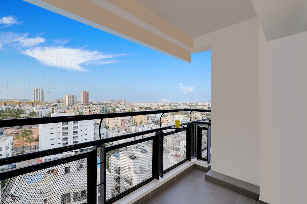 Royal Orchid Suites 4/58