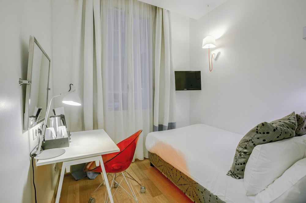 Astoria Astotel 20/50