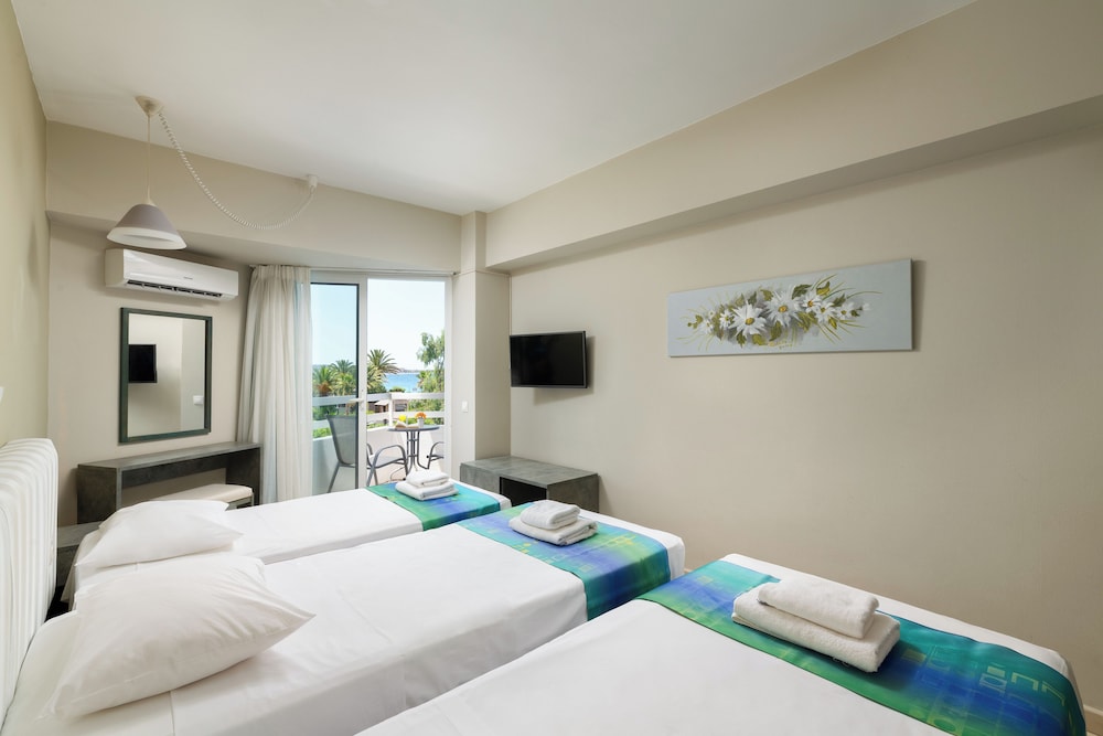 Lito Hotel 25/66
