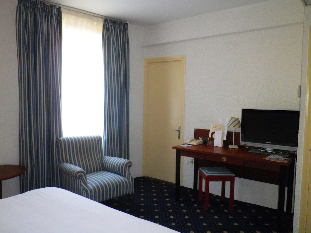 Hotel Le Yachtman 54/77