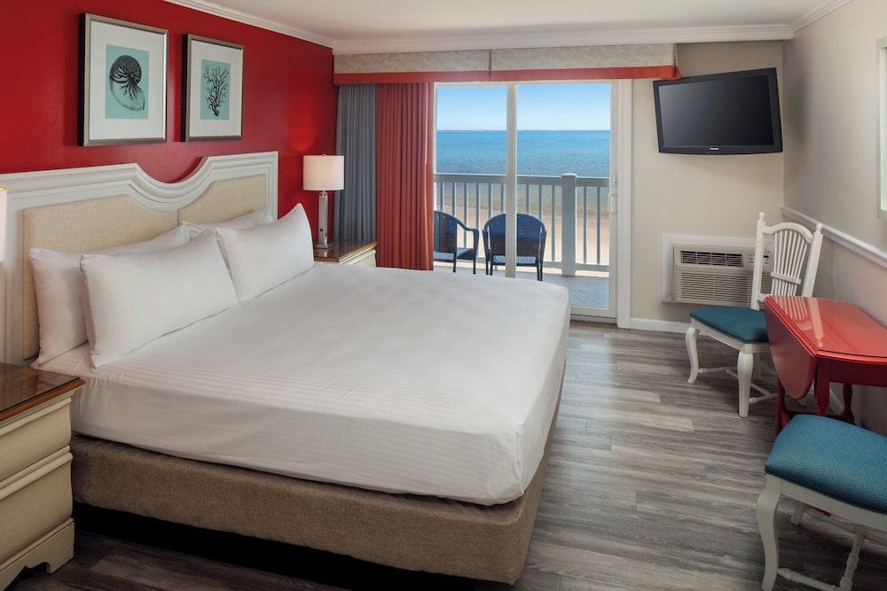 Surfside Hotel and Suites 6/57