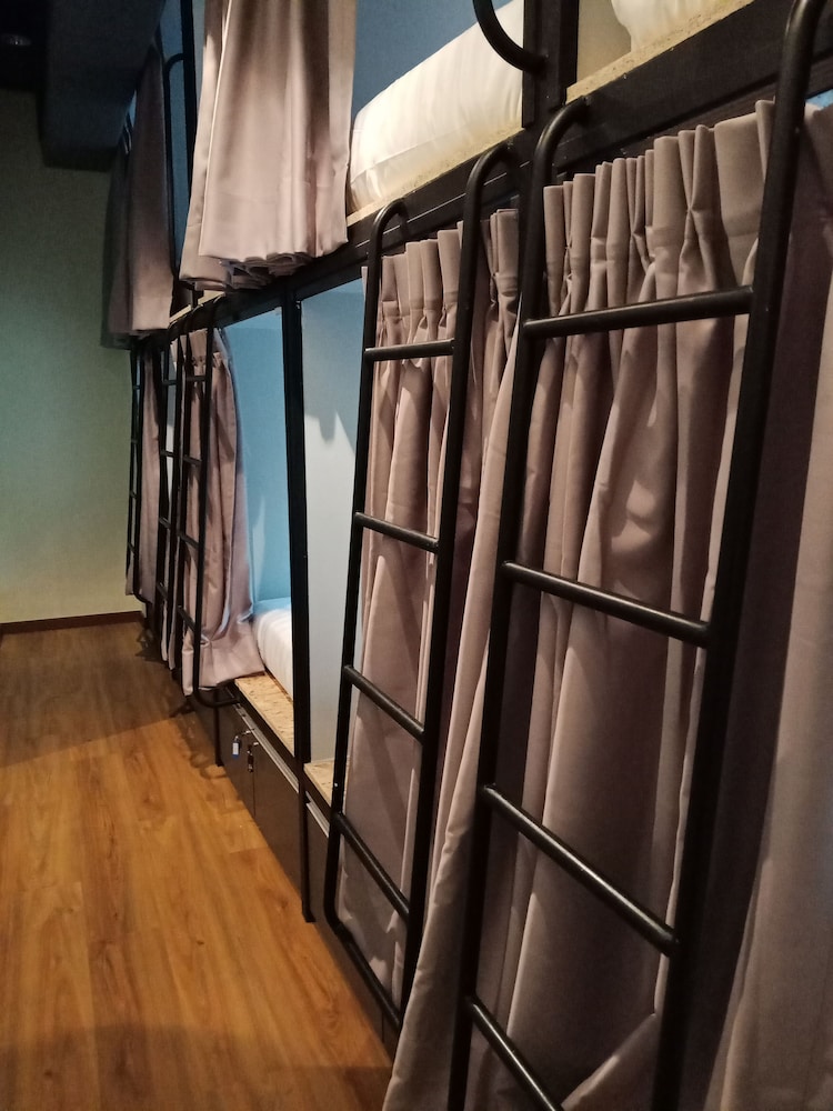 Sleepbox Hotel 17/50