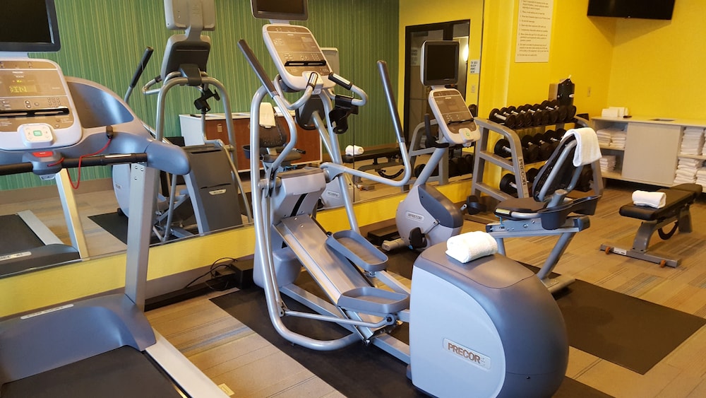 Holiday Inn Express Howe (Sturgis, Mi) 41/49