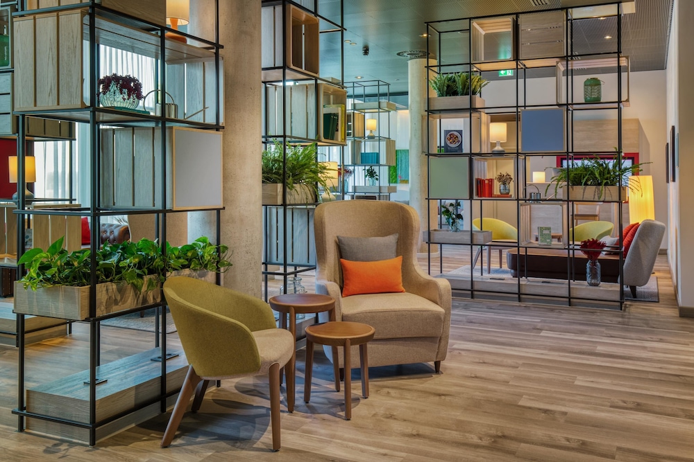Intercityhotel Saarbrucken 26/50