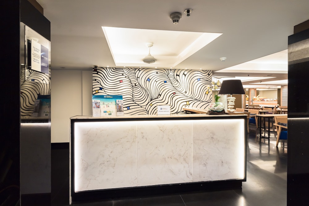 Kuta Beach Hotel 10/45