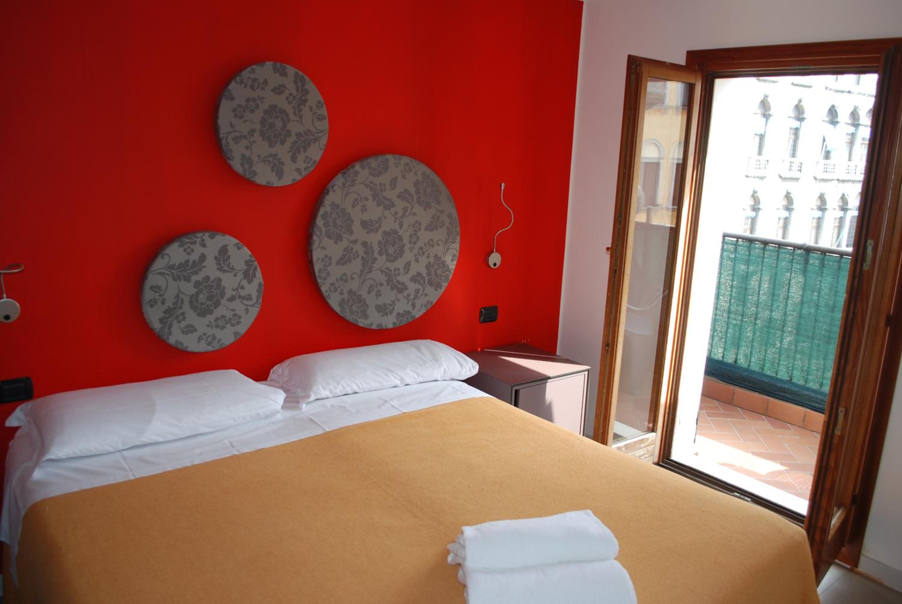 Hotel San Geremia 18/50