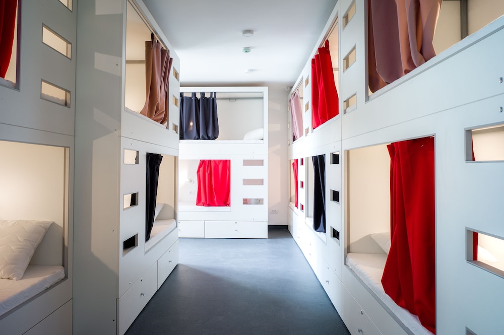 Good People Design Hostel 20/50