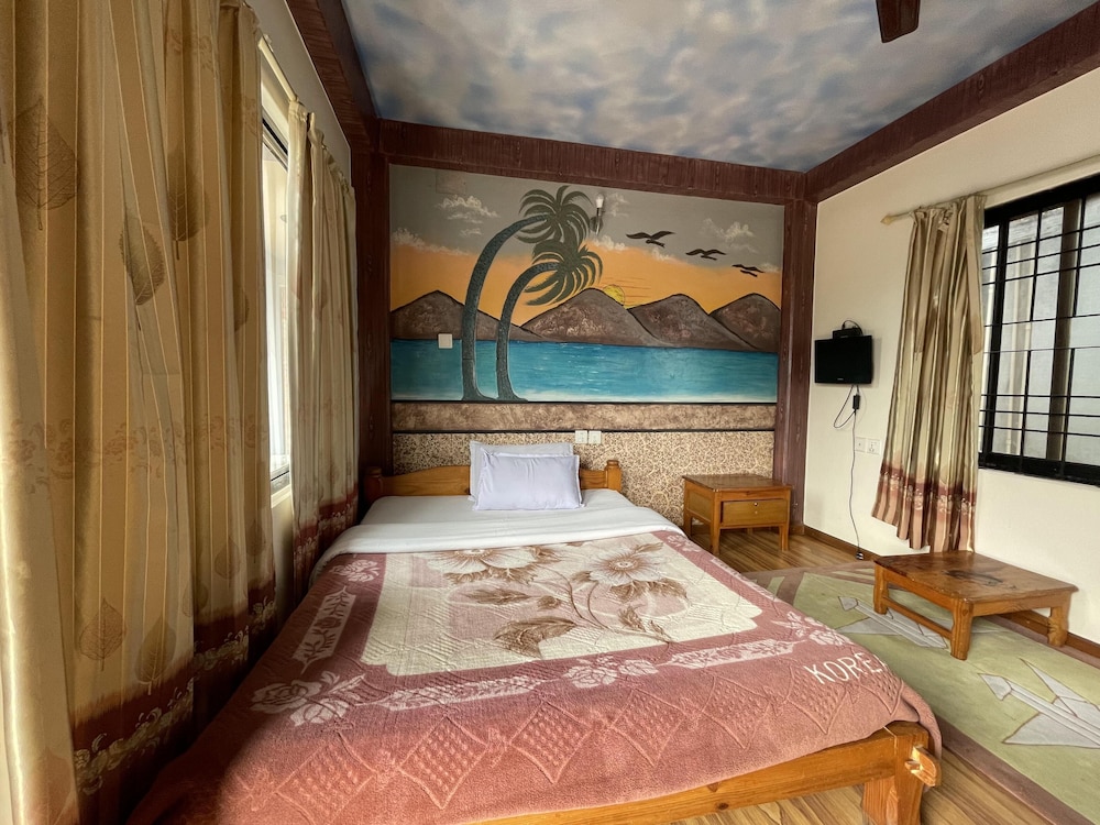 2 BEDROOMS, STANDARD, TWIN BEDS