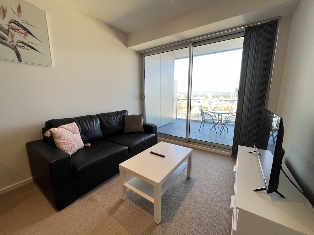 Tasha's Apartments on Morphett 31/50