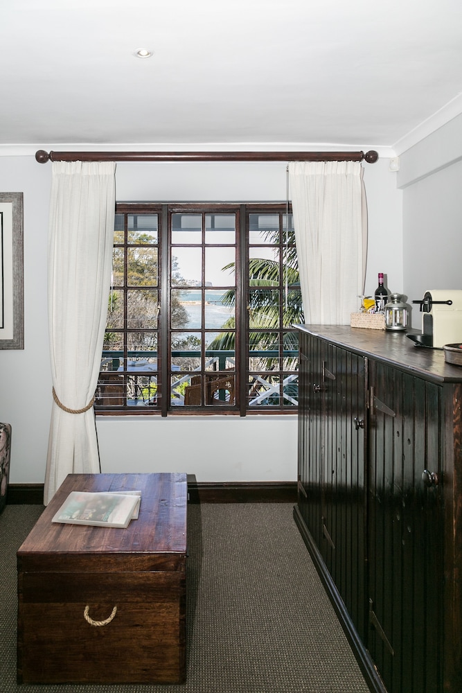 Hide Away Guest House 51/70