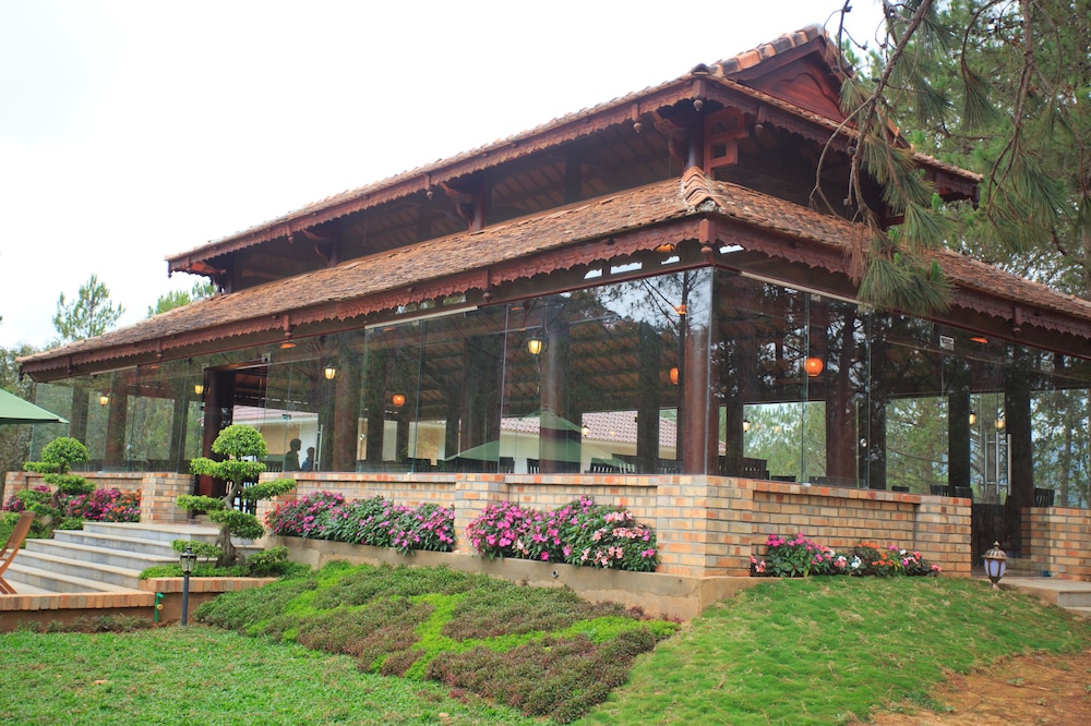 Sacom Resort 6/74
