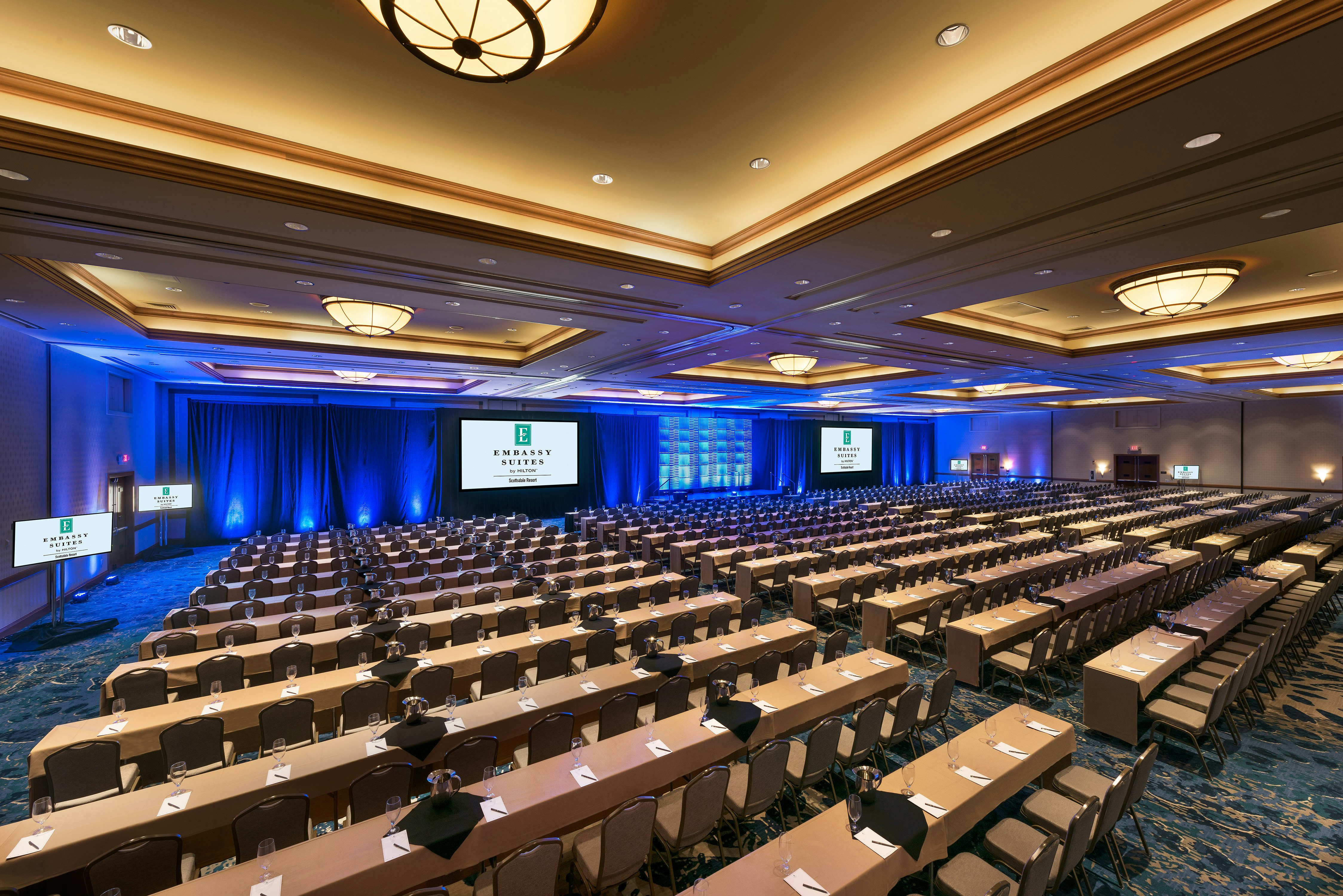 Embassy Suites by Hilton Scottsdale Resort 55/63