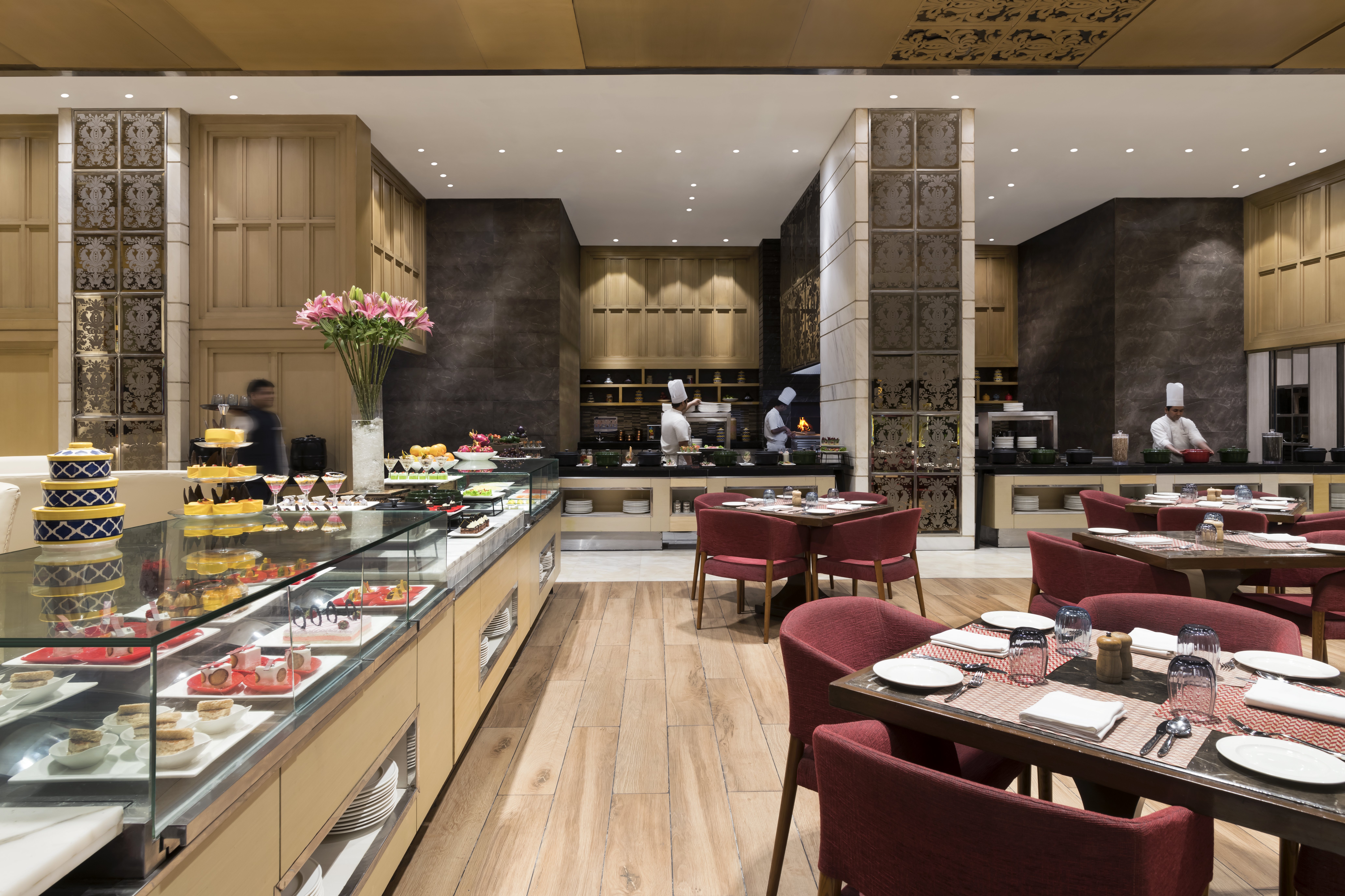 Crowne Plaza New Delhi Mayur Vihar Noida 45/64