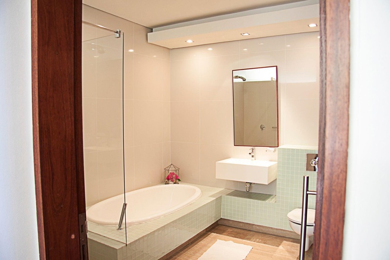 Glen Beach Villas 27/29