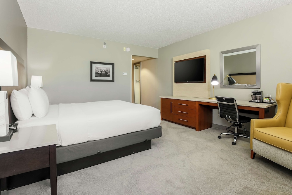Doubletree By Hilton Austin University Area 14/58
