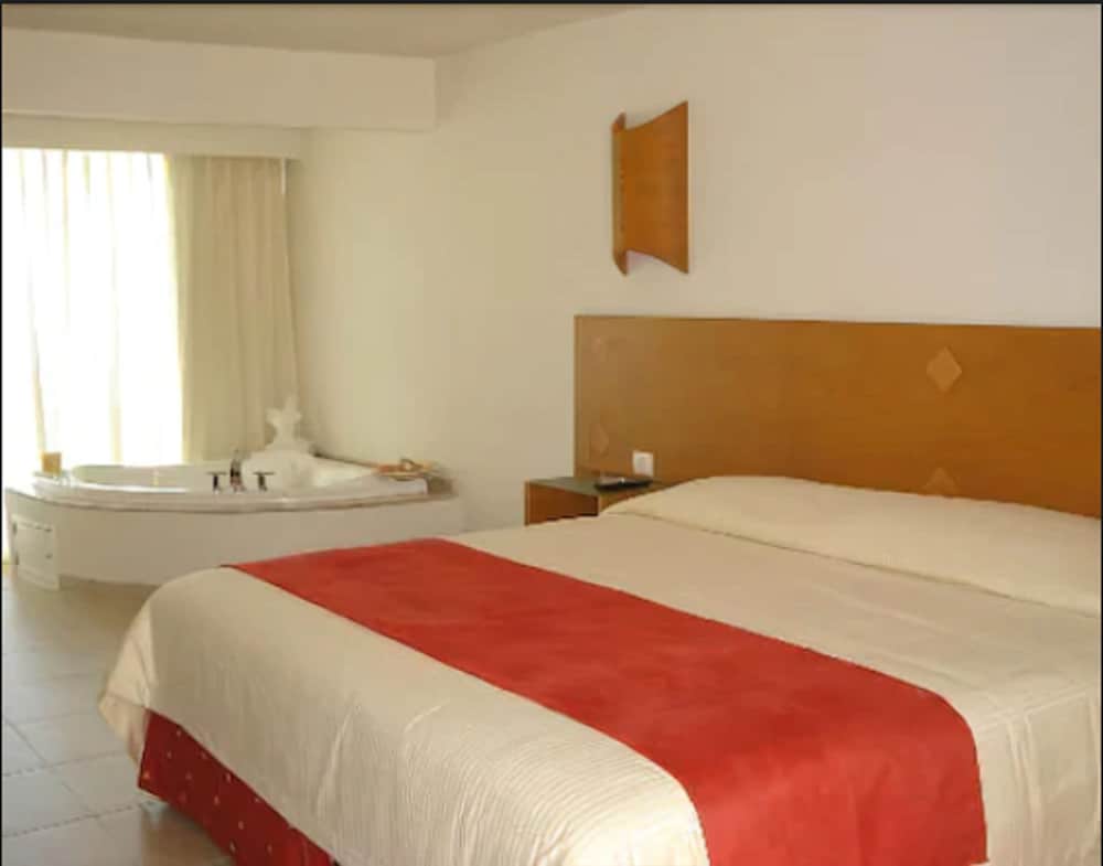 Ocean Spa Hotel Cancun All Inclusive 23/73