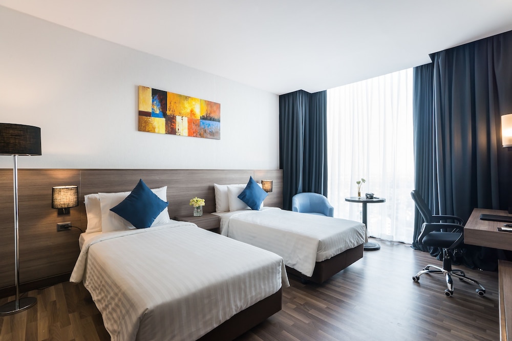 Best Western Plus Wanda Grand Hotel 10/62
