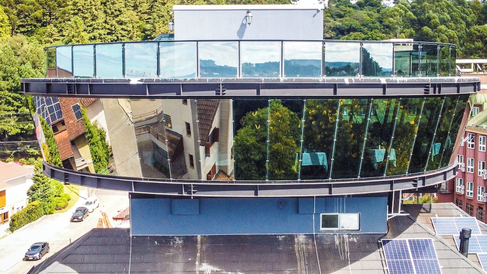 HOTEL RF VISION restaurante giratorio 7/50