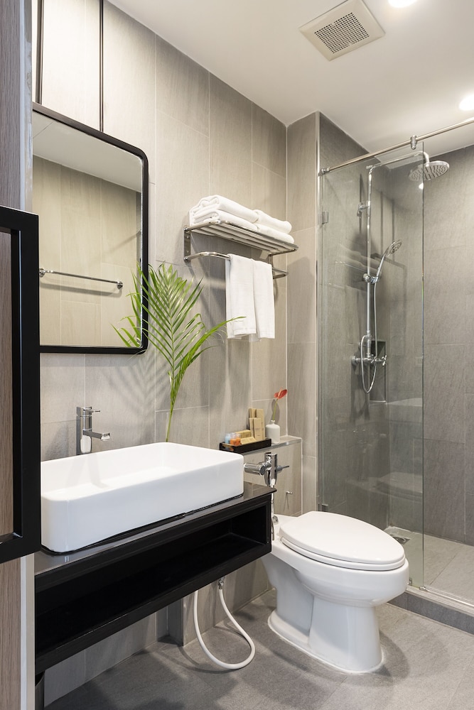 Darley Hotel Chiangmai 48/50