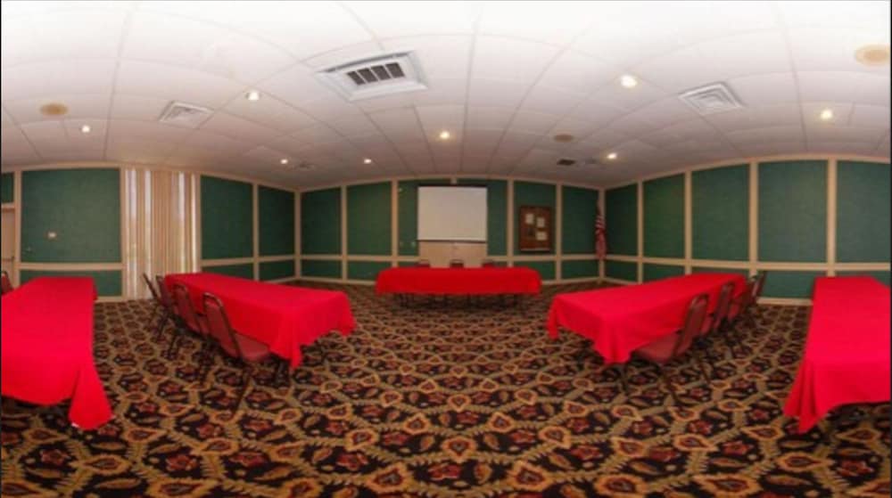 Quality Inn Ada near University 30/43