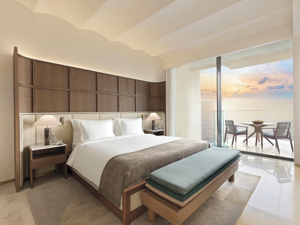 3 Bedrooms, Retreat, Suite, Twin Beds, 2 King Beds, Sofa, Private Pool