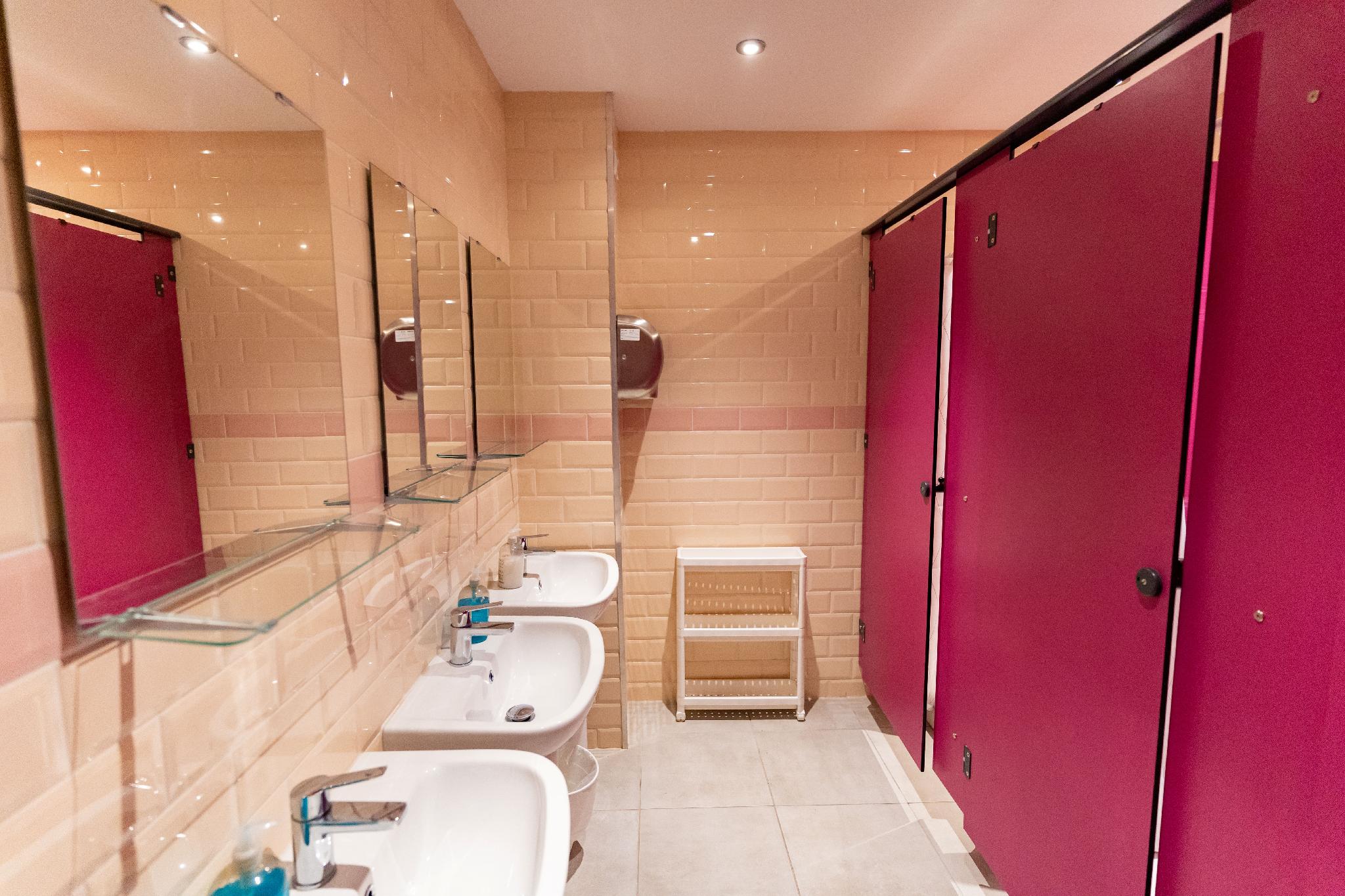 Hostelle - women only hostel London 25/26
