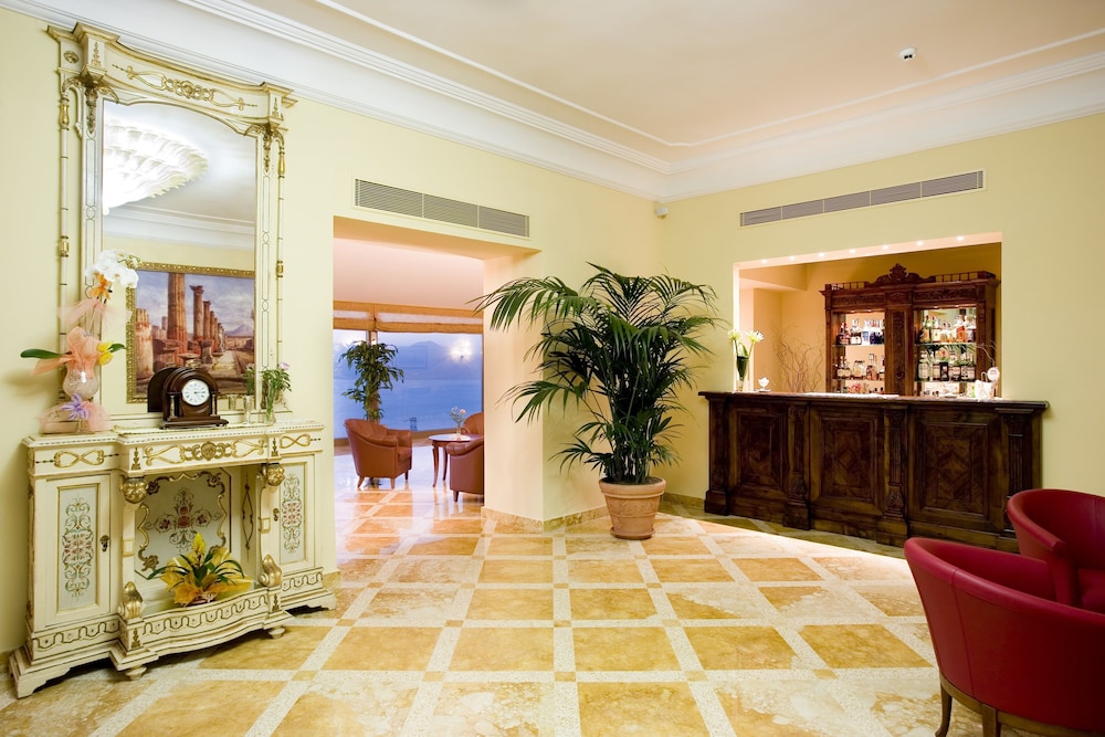 Grand Hotel Due Golfi 13/45