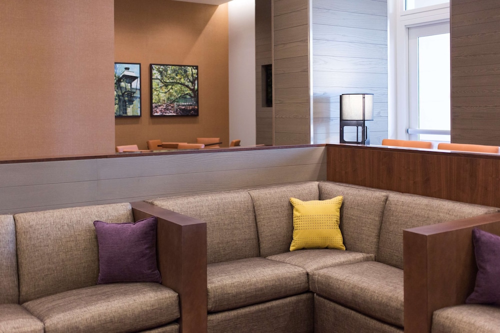 Hyatt House Charleston/Historic District 33/57