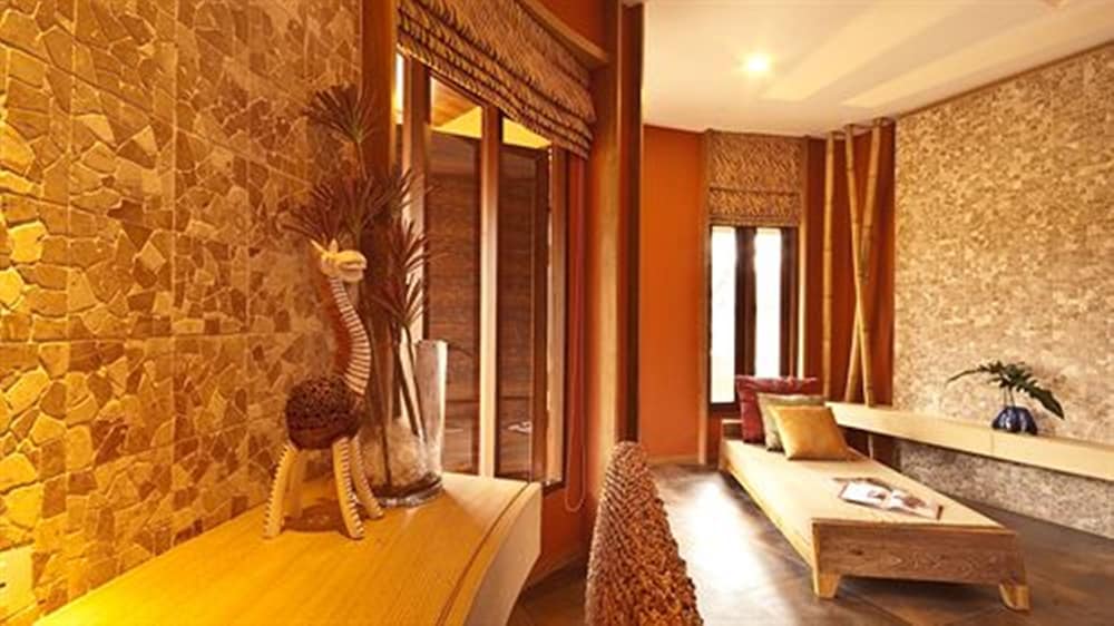 Montis Resort 34/67