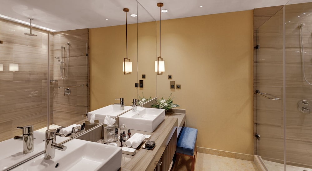 Kempinski Hotel Gold Coast City 22/69