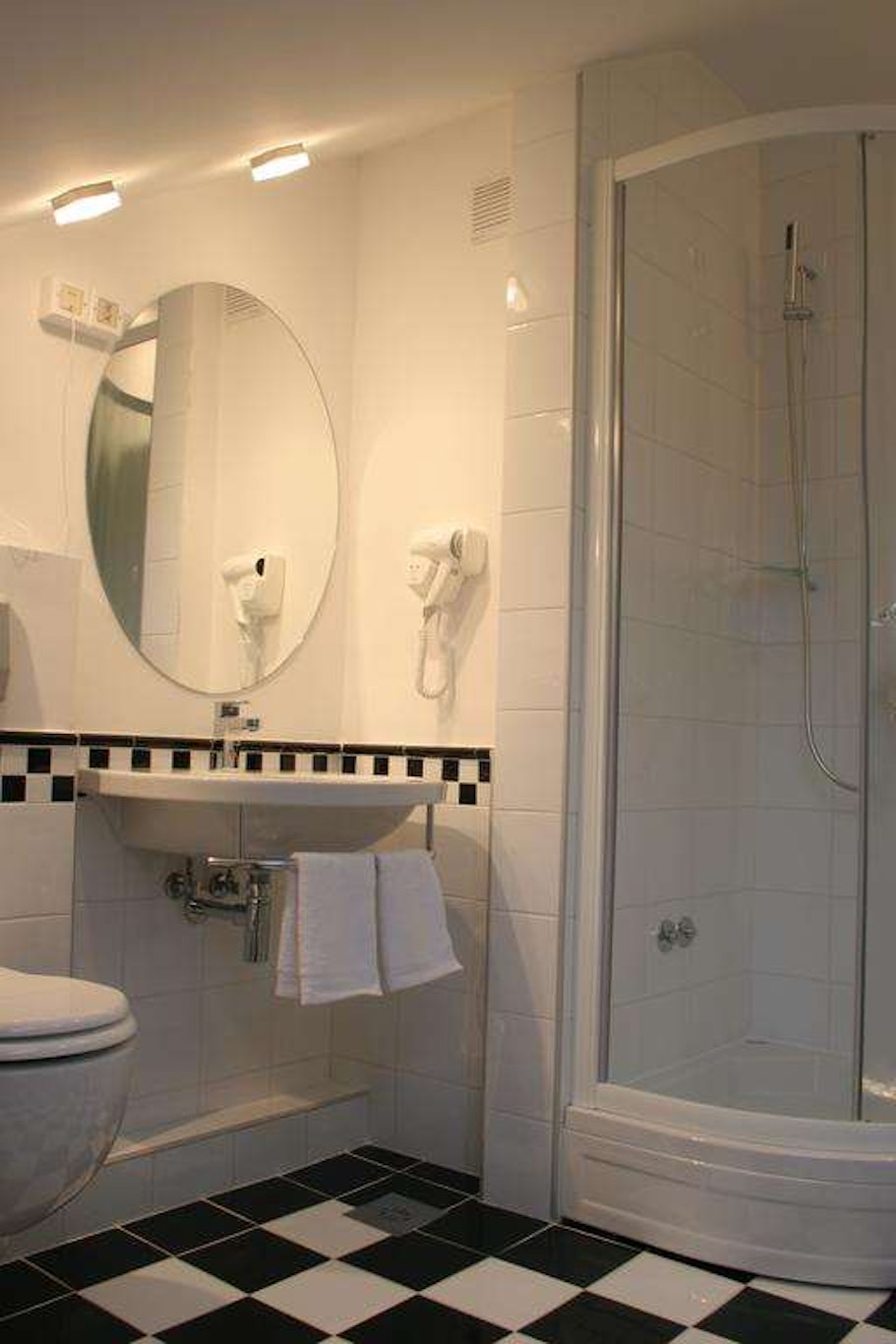 BOUTIQUE HOTEL ARTA 29/29