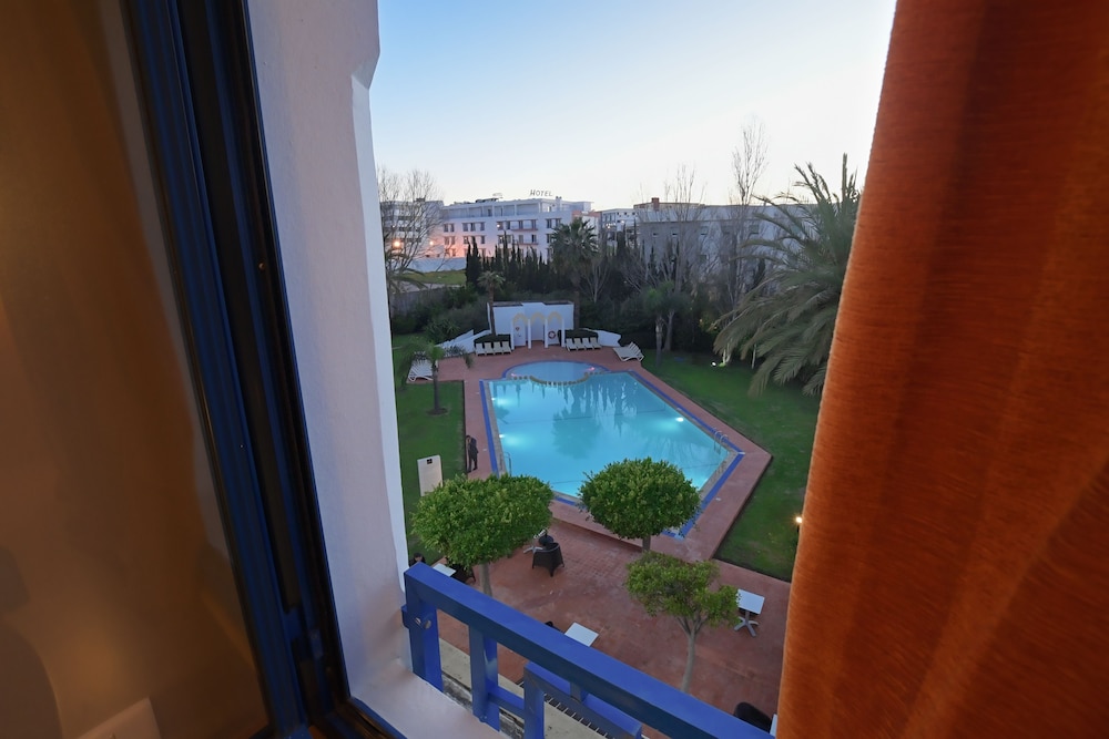 Senator Hotel Tanger 19/24