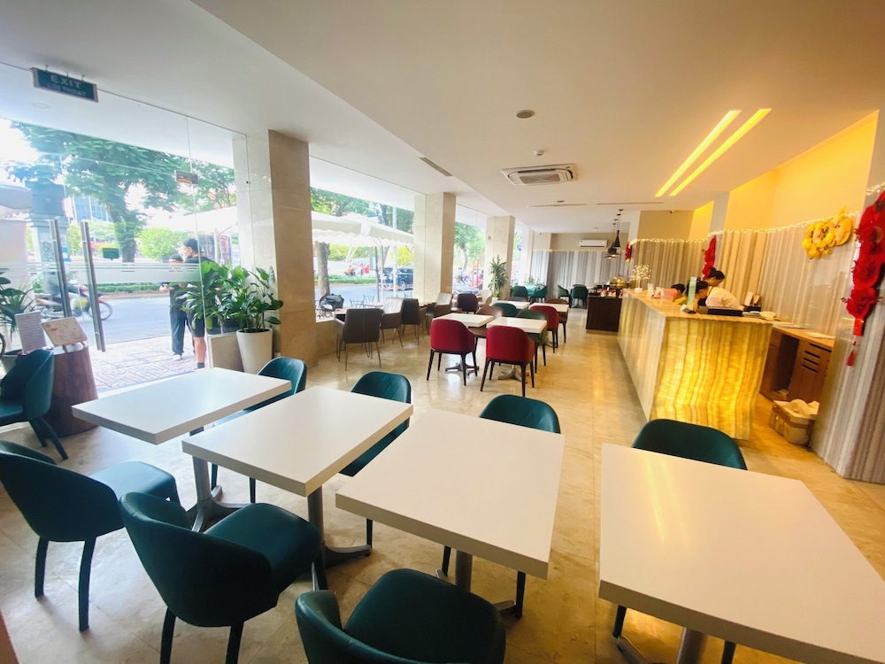Liberty Hotel Saigon Greenview 32/50
