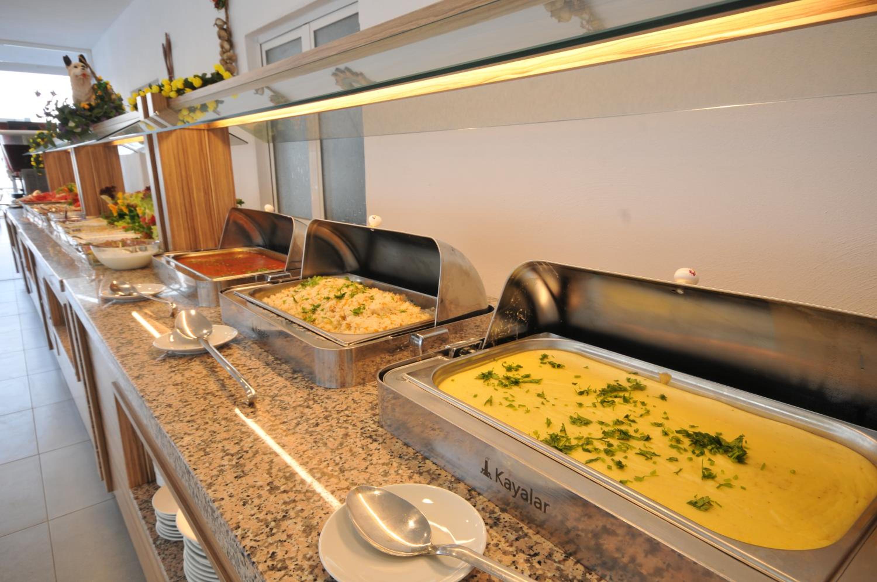 Amos Hotel 25/54
