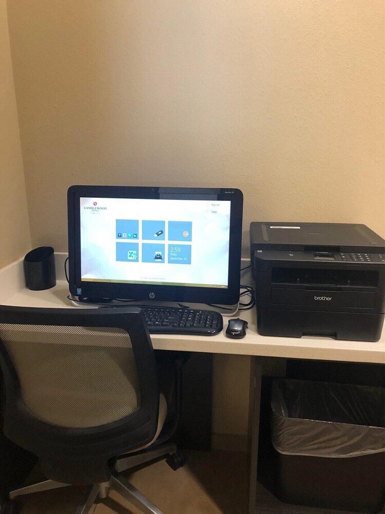 CANDLEWOOD SUITES MIDLAND SW 28/50