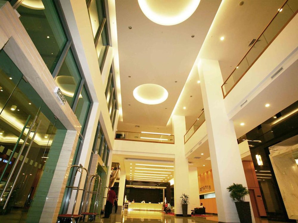 Rh Hotel 4/22